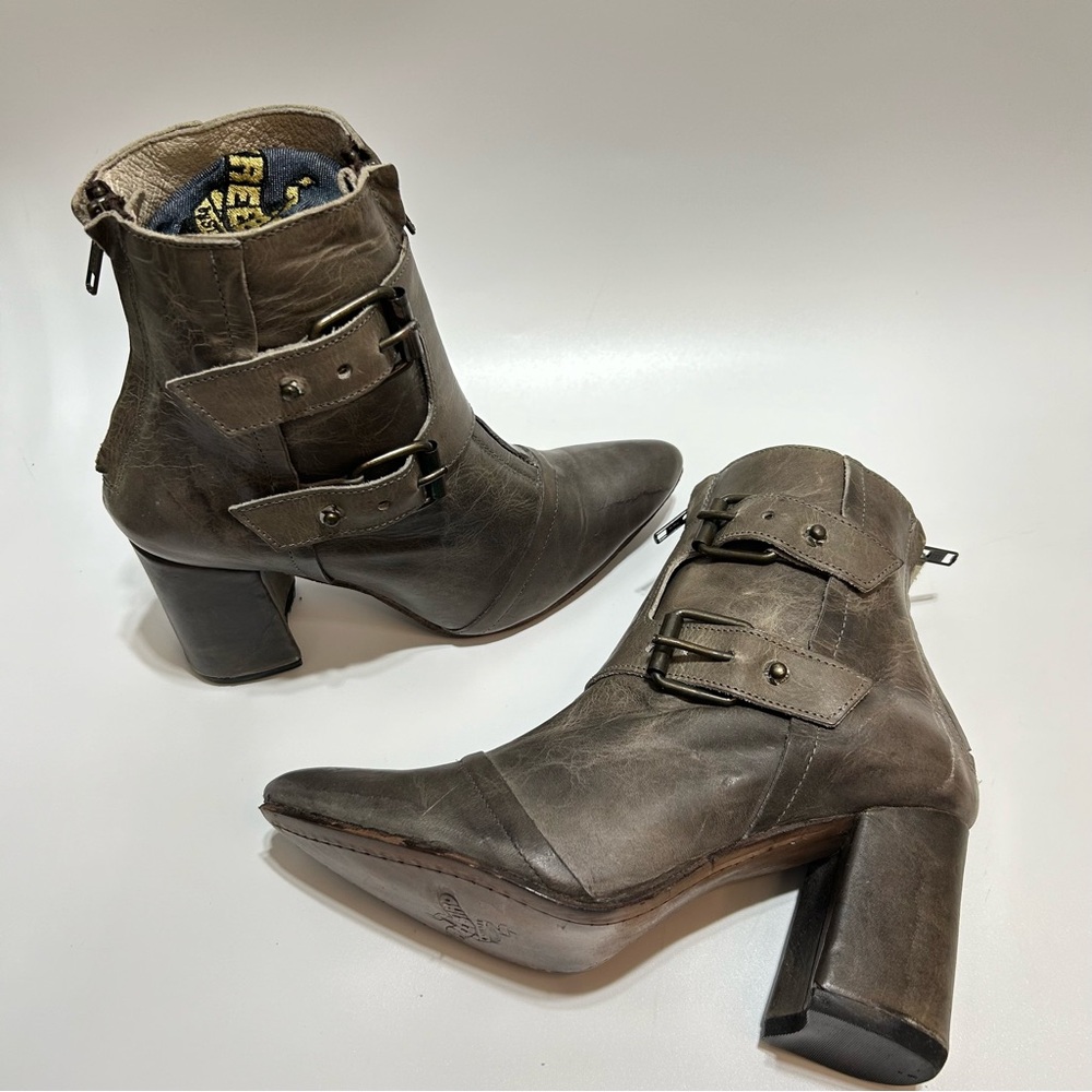 Freebird By Steven Joey Stone Color Boots Nib Sz 8 - image 1